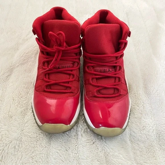 Air Jordan 11 Retro ‘Win Like 96’ Red High-Top Sneakers Basketball Size 6.5Y - Picture 2 of 11